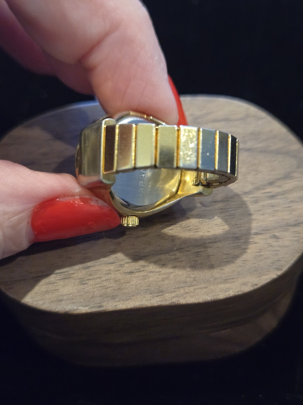 Vintage Bonetto Digits Gold-Tone Yellow Dial Crystal Accent Finger Watch - Picture 9 of 13